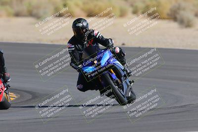 media/Oct-08-2022-SoCal Trackdays (Sat) [[1fc3beec89]]/Turn 10 (945am)/